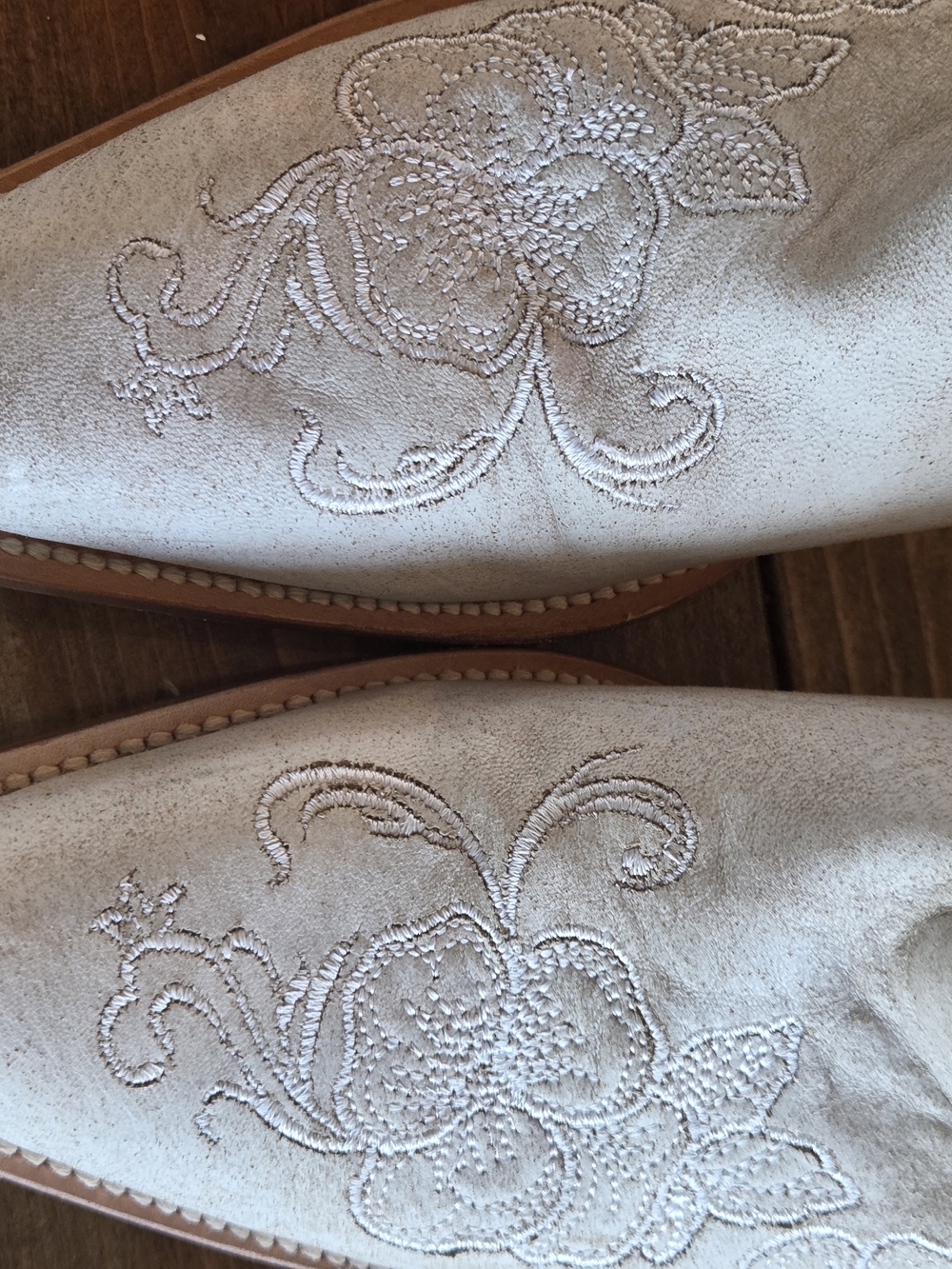 Women’s Embroidered Western Boot - Shyanne Genuine LEATHER - Picture 4 of 5